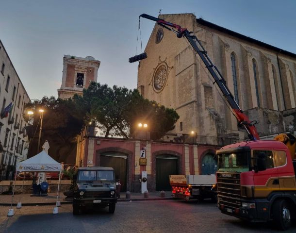 Esempio dalla galleria fotografica di ATG Auricchio Transport & Gru S.r.l.